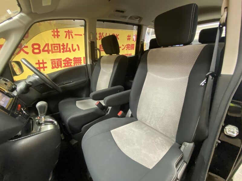 SERENA セレナ ライダー ブラックライン S-HV【特別仕様車】【車検2年付】【タイヤ4本新品】