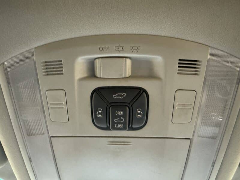 VELLFIRE ヴェルファイア 2.4Z プラチナセレクション【特別仕様車】【サンルーフ】