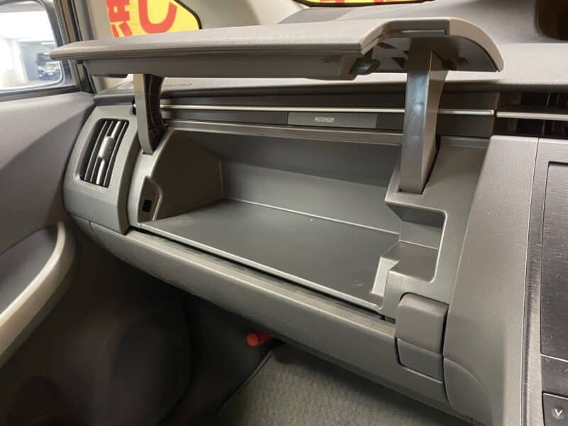 PRIUS プリウス S