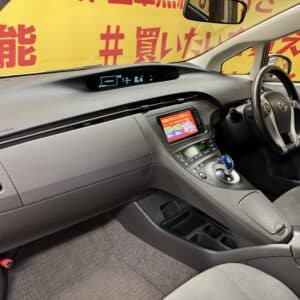 PRIUS プリウス S ツーリングセレクション