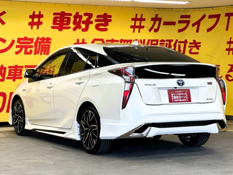 PRIUS プリウス S 【4WD】【車検2年付】