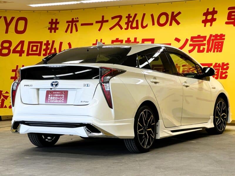 PRIUS プリウス S 【4WD】【車検2年付】