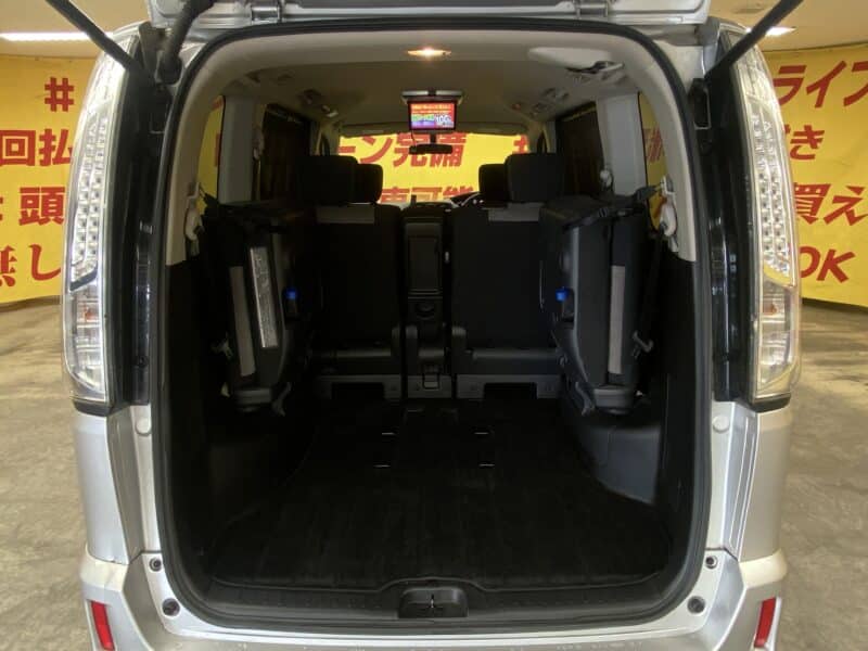 SERENA セレナ ライダー パフォーマンススペック S-ハイブリッド【特別仕様車】【車検2年付】