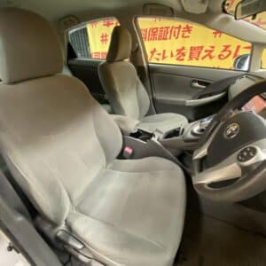 PRIUS　プリウス　S