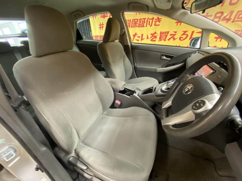 PRIUS プリウス S