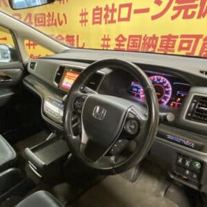 ODYSSEY オデッセイ アブソルートEX 【車検2年付】【スタッドレスタイヤ付】