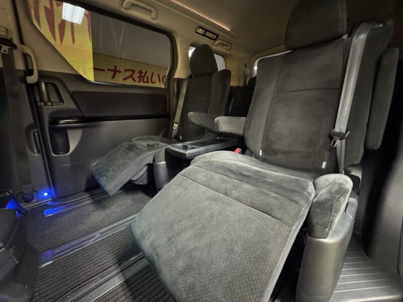 VELLFIRE ヴェルファイア 2.4Z プラチナセレクション【特別仕様車】