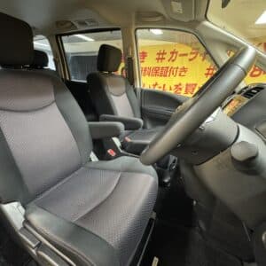 SERENA　セレナ　ハイウェイスター　S-HV【車検2年付】