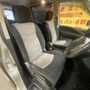 SERENA　セレナ　ライダー　パフォーマンススペック　S－ハイブリッド【特別仕様車】【車検２年付】