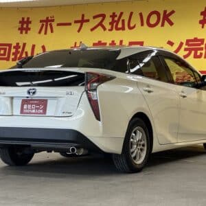PRIUS　プリウス　S　【4WD】【車検2年付】