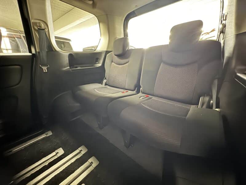 SERENA セレナ ハイウェイスター Vセレクション【特別仕様車】