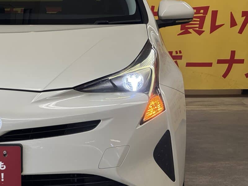 PRIUS プリウス S 【4WD】【車検2年付】