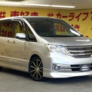 SERENA　セレナ　ライダー　パフォーマンススペック　S－ハイブリッド【特別仕様車】【車検２年付】