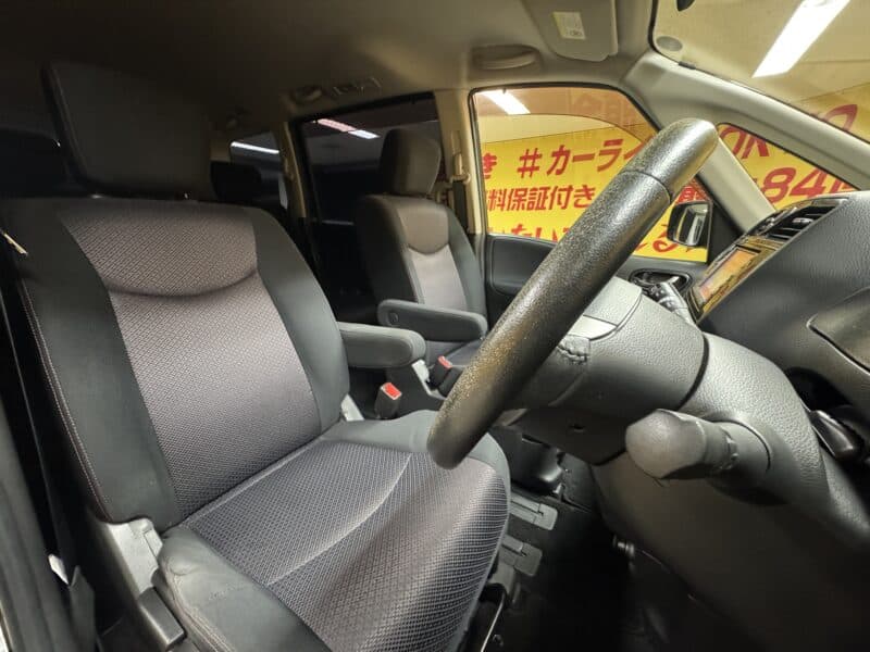 SERENA セレナ ハイウェイスター Jパッケージ 【特別仕様車】