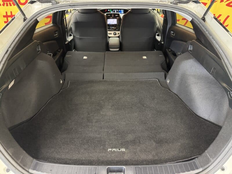 PRIUS プリウス S 【4WD】【車検2年付】