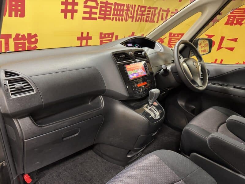 SERENA セレナ ハイウェイスター Vセレクション【特別仕様車】