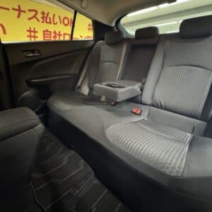 PRIUS　プリウス　S　【4WD】【車検2年付】