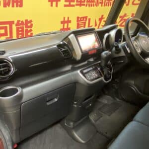 N-BOX　カスタム　Ｇターボパッケージ　【ターボ】