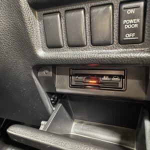 ELGRAND エルグランド ２５０ハイウェイスター　【車検２年付】