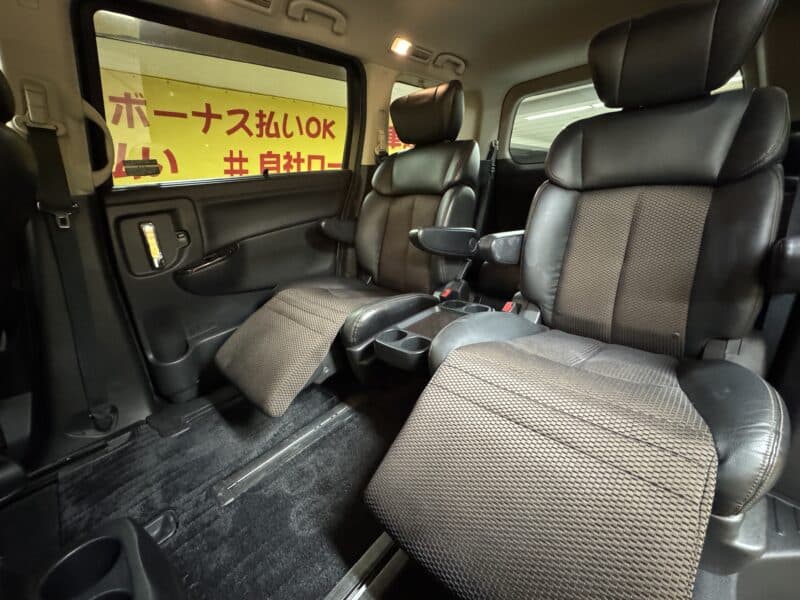 ELGRAND エルグランド 250ハイウェイスター 【車検2年付】