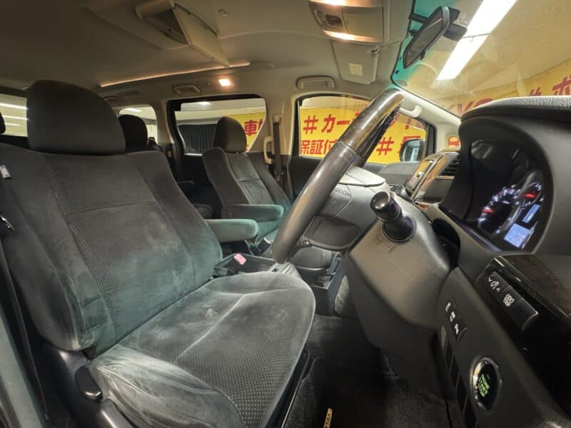 VELLFIRE ヴェルファイア 2.4Z プラチナムセレクションⅡ タイプゴールド【特別仕様車】