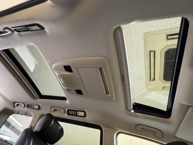 ELGRAND エルグランド ライダー 黒本革シート マニュアルシート 【総合評価優良車】【車検2年付】