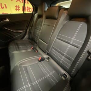 MERCEDES BENZ メルセデス・ベンツ GLA250 4マチック【4WD】【車検2年付】【総合評価優良車】