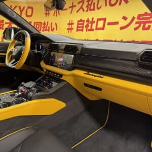 Lamborghini Urus SE　ウルス　SE　【4WD】