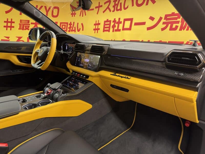 Lamborghini Urus SE ウルス SE 【4WD】