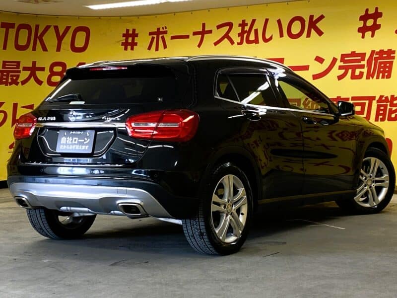 MERCEDES BENZ メルセデス・ベンツ GLA250 4マチック【4WD】【車検2年付】【総合評価優良車】