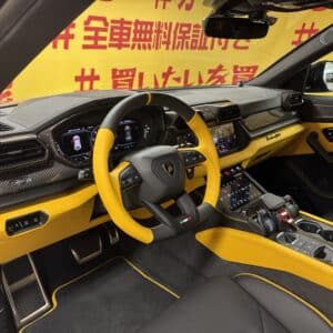 Lamborghini Urus SE　ウルス　SE　【4WD】