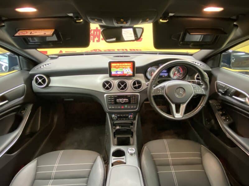 MERCEDES BENZ メルセデス・ベンツ GLA250 4マチック【4WD】【車検2年付】【総合評価優良車】