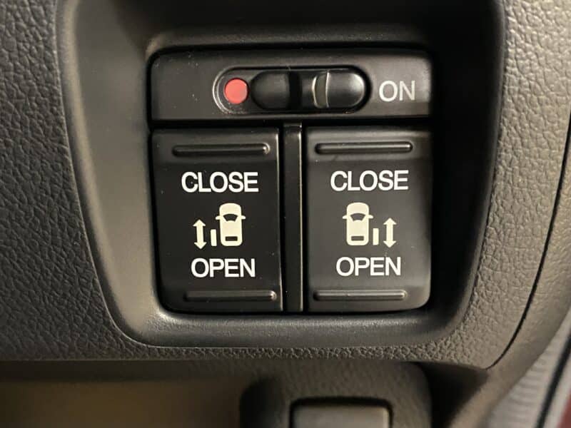 N-BOX カスタム Gターボパッケージ 【ターボ】