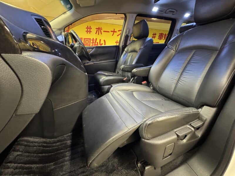 ELGRAND エルグランド ライダー 【4WD】