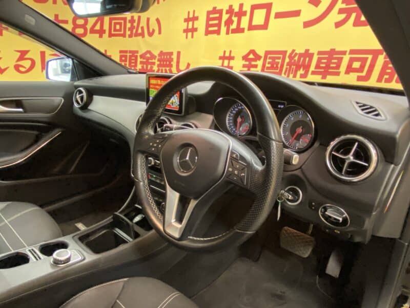 MERCEDES BENZ メルセデス・ベンツ GLA250 4マチック【4WD】【車検2年付】【総合評価優良車】