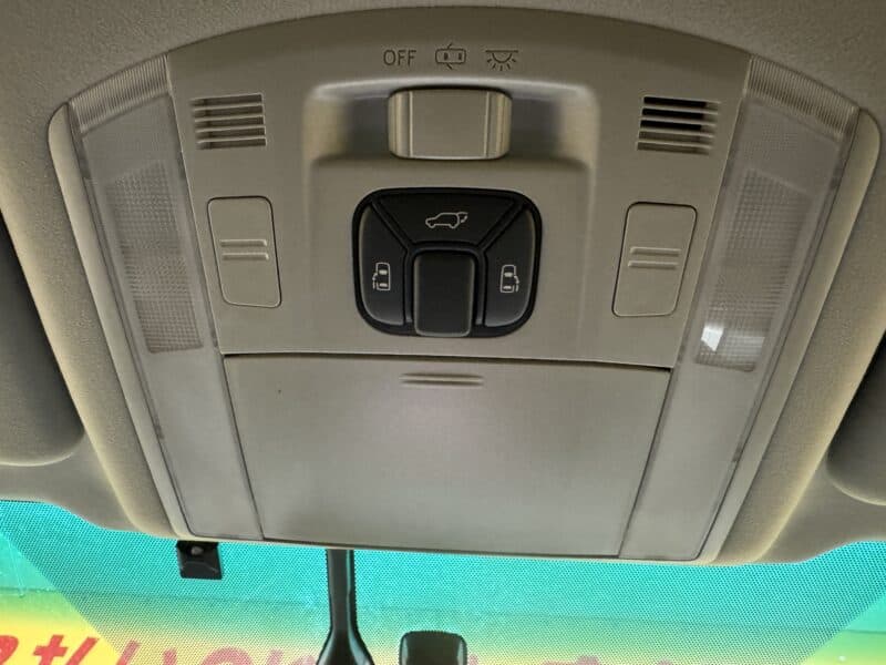 VELLFIRE ヴェルファイア 2.4Z プラチナムセレクションⅡ タイプゴールド【特別仕様車】