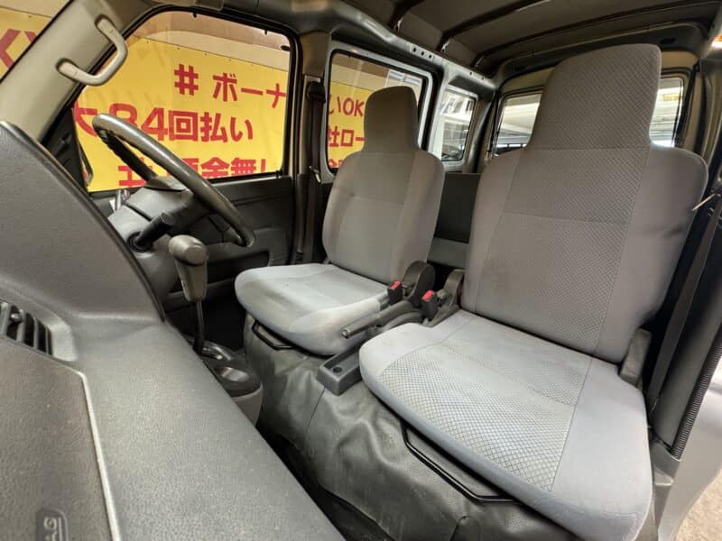 HIJET ハイゼットカーゴ デラックス