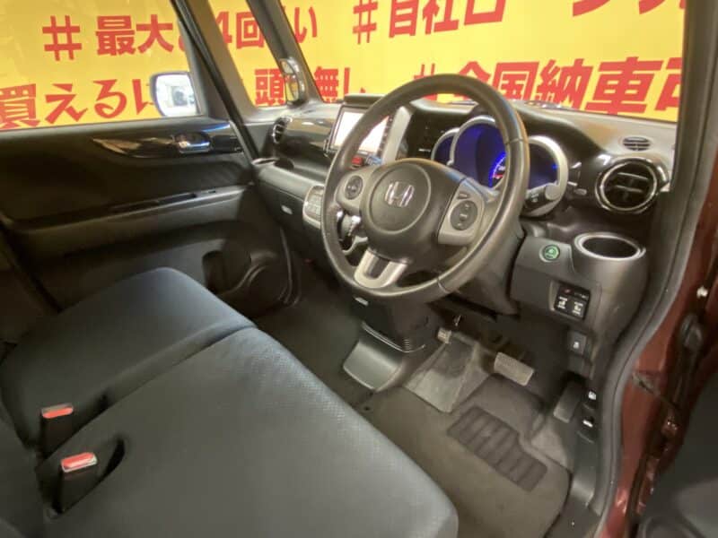 N-BOX カスタム Gターボパッケージ 【ターボ】