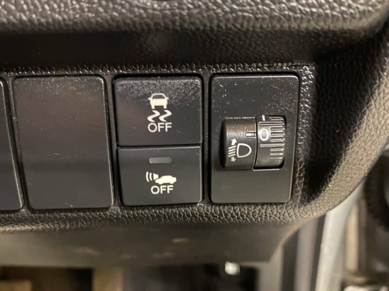 FIT フィットHV Fパッケージ