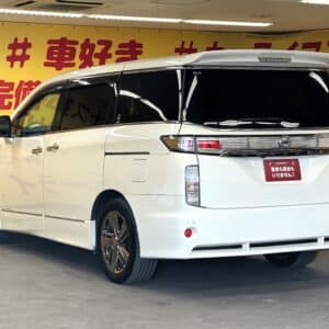 ELGRAND エルグランド ライダー黒本革シート マニュアルシート【総合評価優良車】【特別仕様車】【ワンオーナ―】