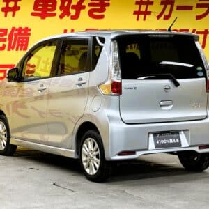 DAYZ　デイズ　ハイウェイスター　J　【車検2年付】