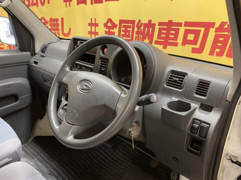 HIJET ハイゼットカーゴ デラックス 【総合評価優良車】【車検2年付】