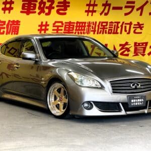 FUGA 　フーガ　ハイブリッド　【総合評価優良車】【カスタム】【車検２年付】
