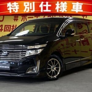 ELGRAND エルグランド 250ハイウェイスター アーバンクロム【特別仕様車】【4WD】【車検2年付】
