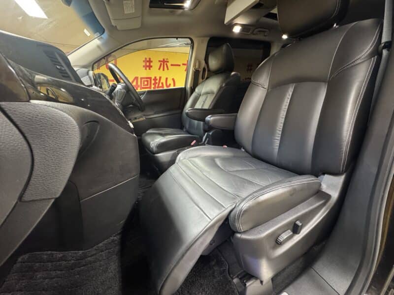 ELGRAND エルグランド ライダー 黒本革シート マニュアルシート 【特別仕様車】【総合評価優良車】