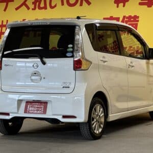 DAYZ デイズ ハイウェイスターX 【4WD】【車検2年付】【ワンオーナ―】