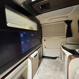 LEXUS LM500h エグゼクティブ【総合評価優良車】【4WD】【新車保証】