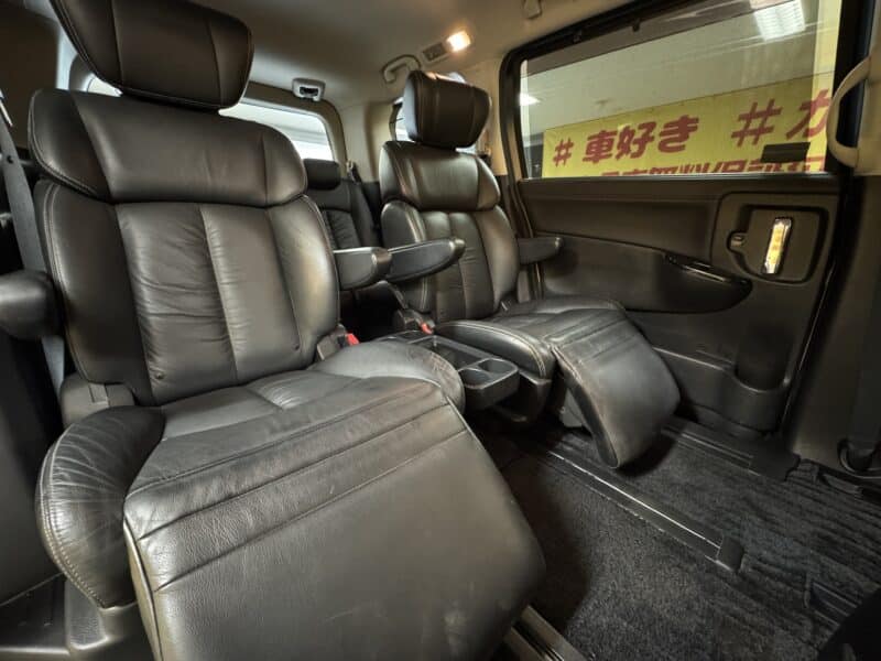 ELGRAND エルグランド ライダー黒本革シート マニュアルシート【総合評価優良車】【特別仕様車】【ワンオーナ―】