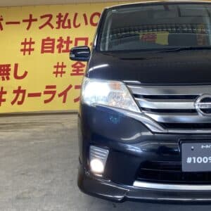 SERENA　セレナ　ハイウェイスター エアロモード【４WD】【特別仕様車】