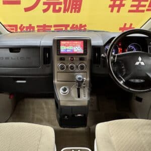 DELICA デリカD5 Gプレミアム 【4WD】【カスタム】【総合評価優良車】